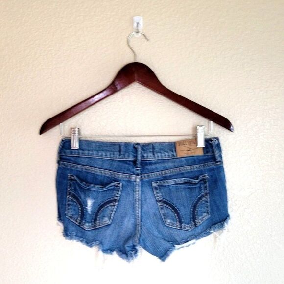 Hollister Womens Shorts Blue 3 Jean Booty Shorts Distressed Raw Hem - Picture 4 of 7